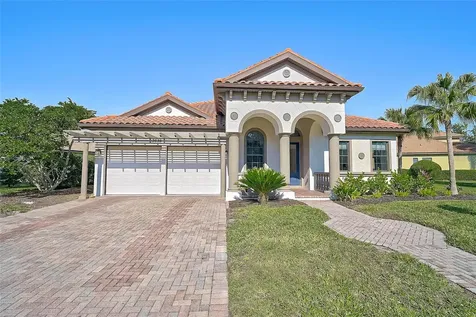 3635 80th Drive E Sarasota FL 34243