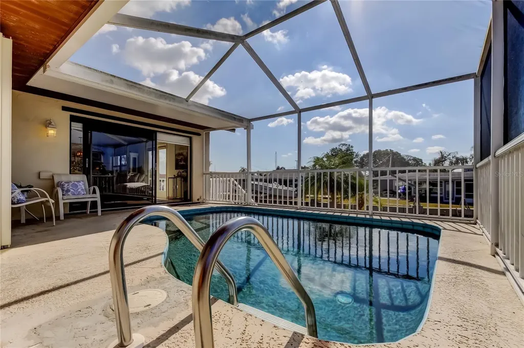 212 Westwinds Drive Palm Harbor FL 34683