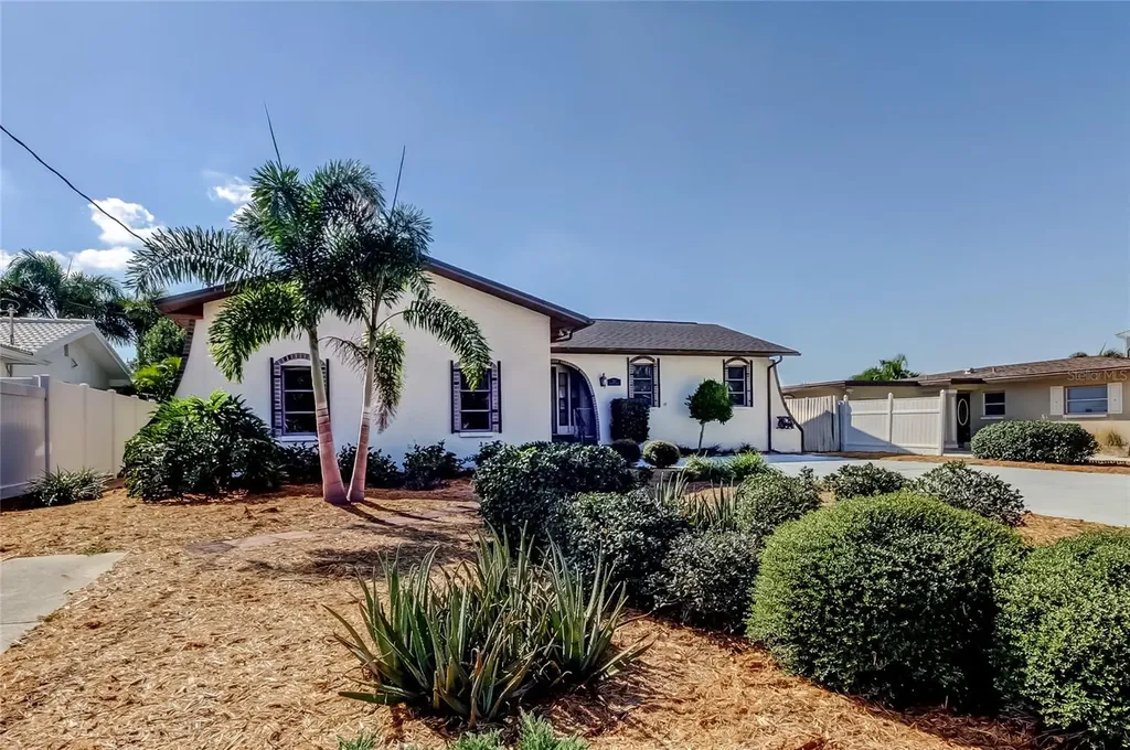 212 Westwinds Drive Palm Harbor FL 34683