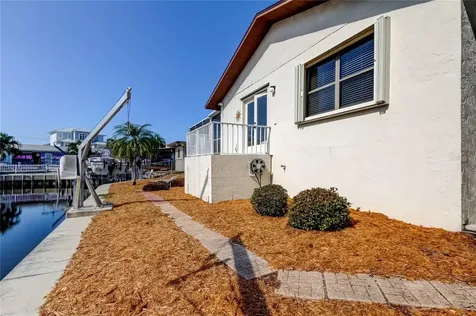 212 Westwinds Drive Palm Harbor FL 34683