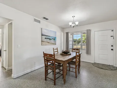 2901 W Elrod Avenue Tampa FL 33611