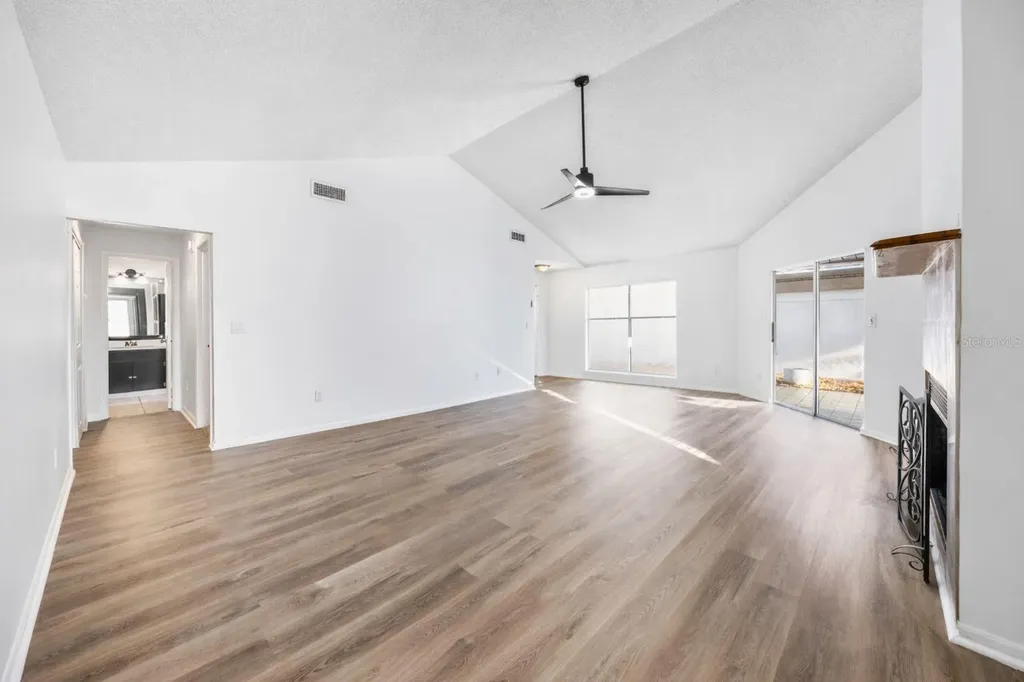 10815 Venice Circle Tampa FL 33635