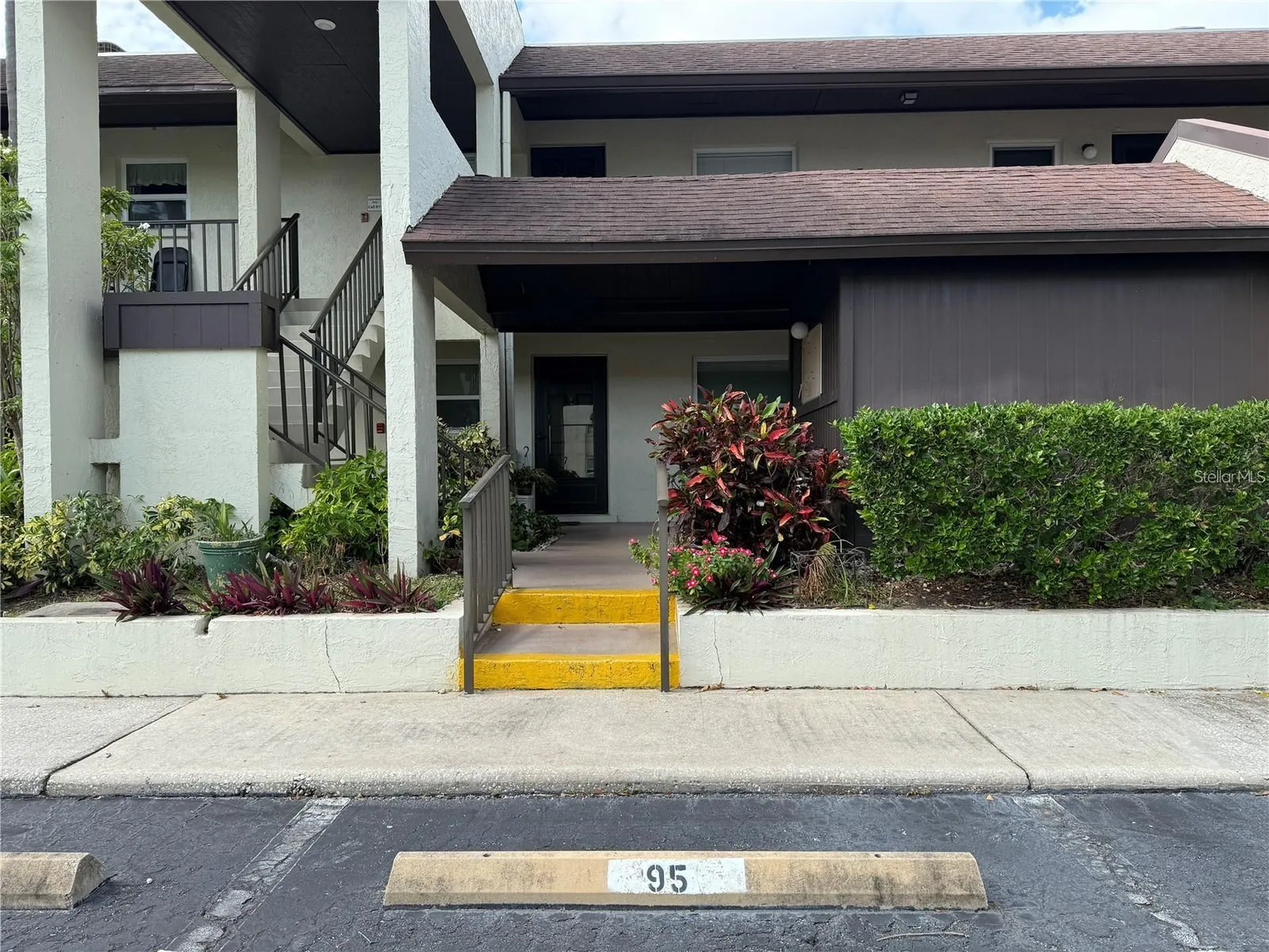 1100 E Bay Drive Largo FL 33770