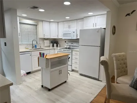 1100 E Bay Drive Largo FL 33770