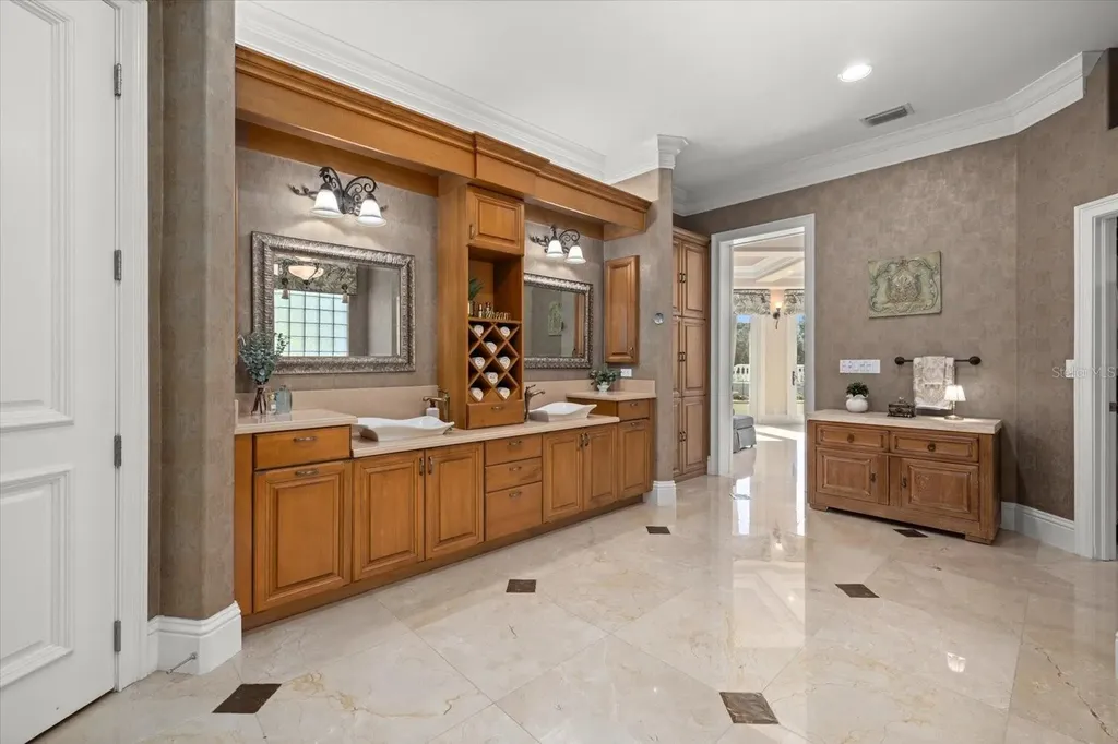 3550 Sarasota Golf Club Boulevard Sarasota FL 34240