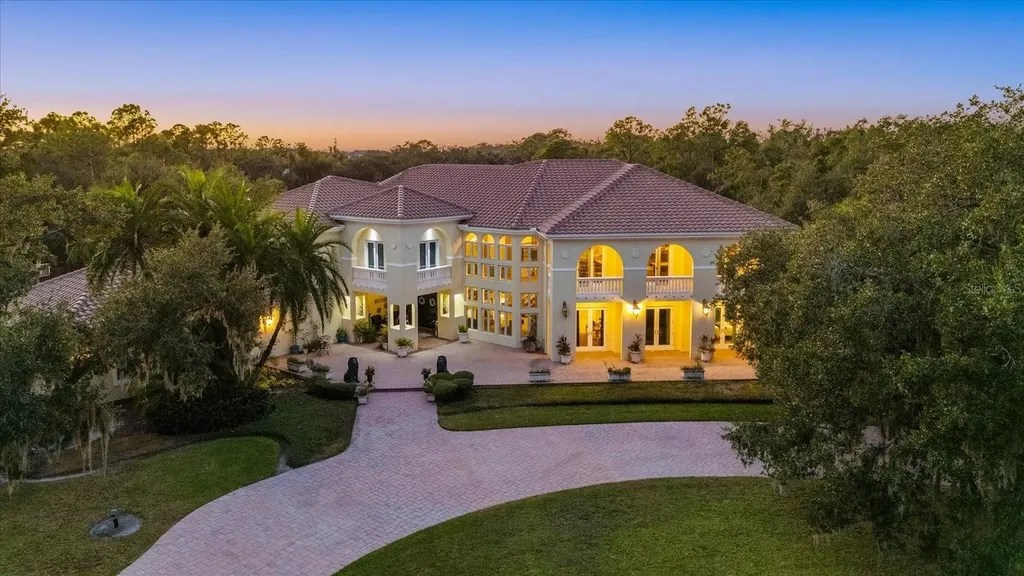 3550 Sarasota Golf Club Boulevard Sarasota FL 34240