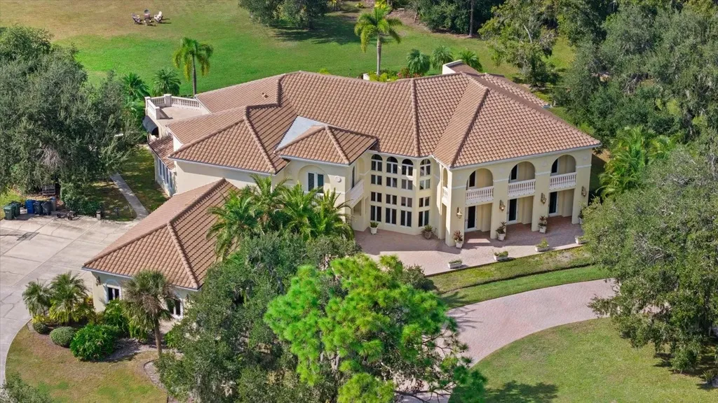 3550 Sarasota Golf Club Boulevard Sarasota FL 34240