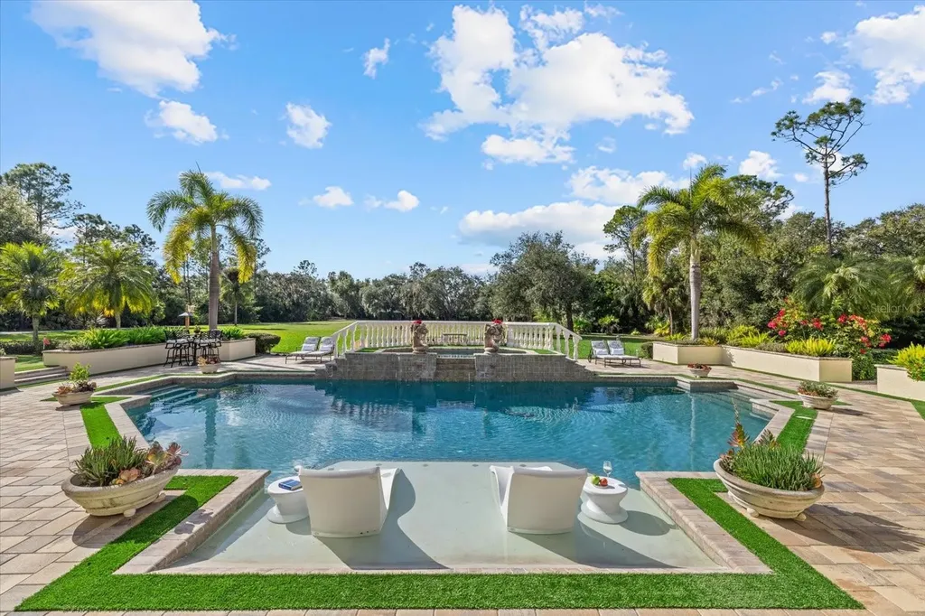 3550 Sarasota Golf Club Boulevard Sarasota FL 34240
