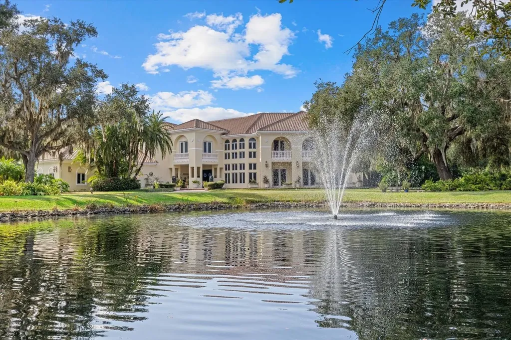 3550 Sarasota Golf Club Boulevard Sarasota FL 34240