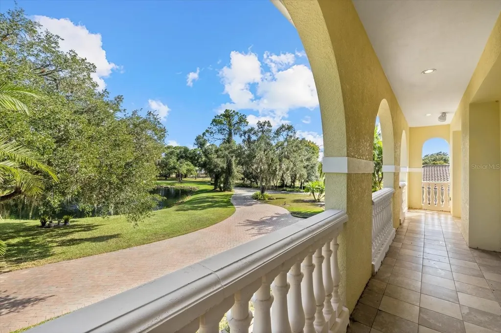 3550 Sarasota Golf Club Boulevard Sarasota FL 34240