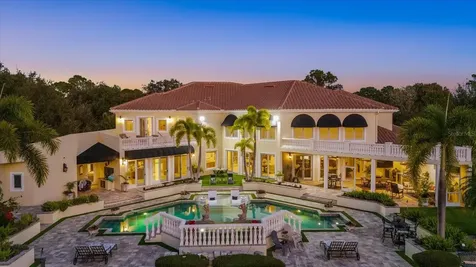3550 Sarasota Golf Club Boulevard Sarasota FL 34240