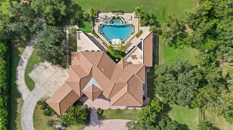 3550 Sarasota Golf Club Boulevard Sarasota FL 34240