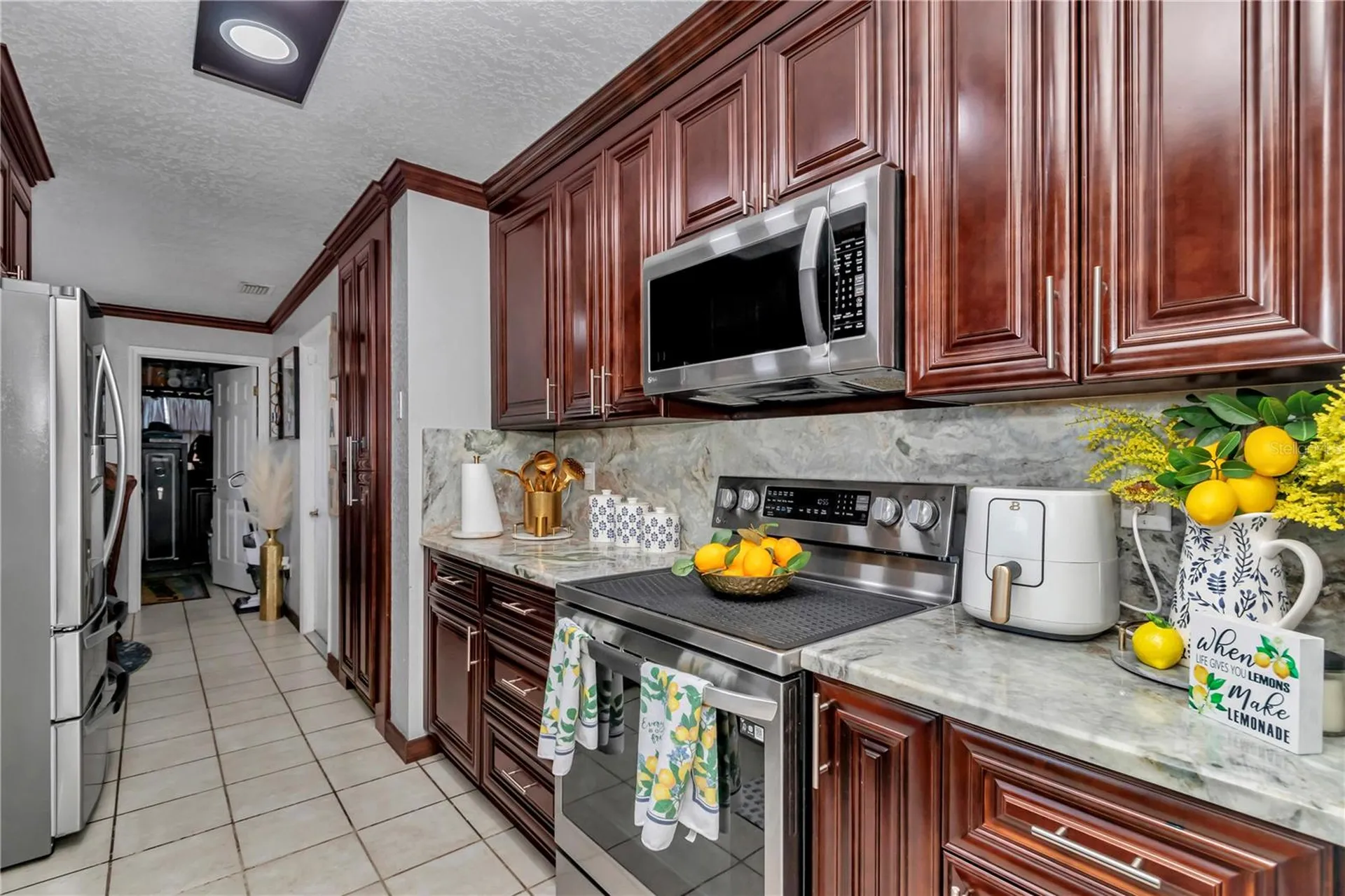 16391 S Magnolia Avenue Summerfield FL 34491