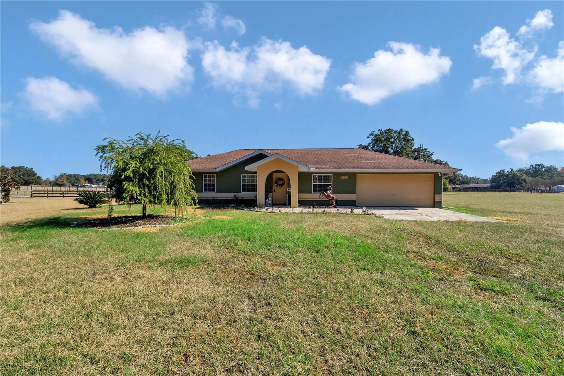 16391 S Magnolia Avenue Summerfield FL 34491