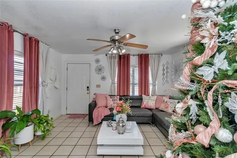 16391 S Magnolia Avenue Summerfield FL 34491