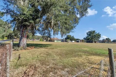 16391 S Magnolia Avenue Summerfield FL 34491