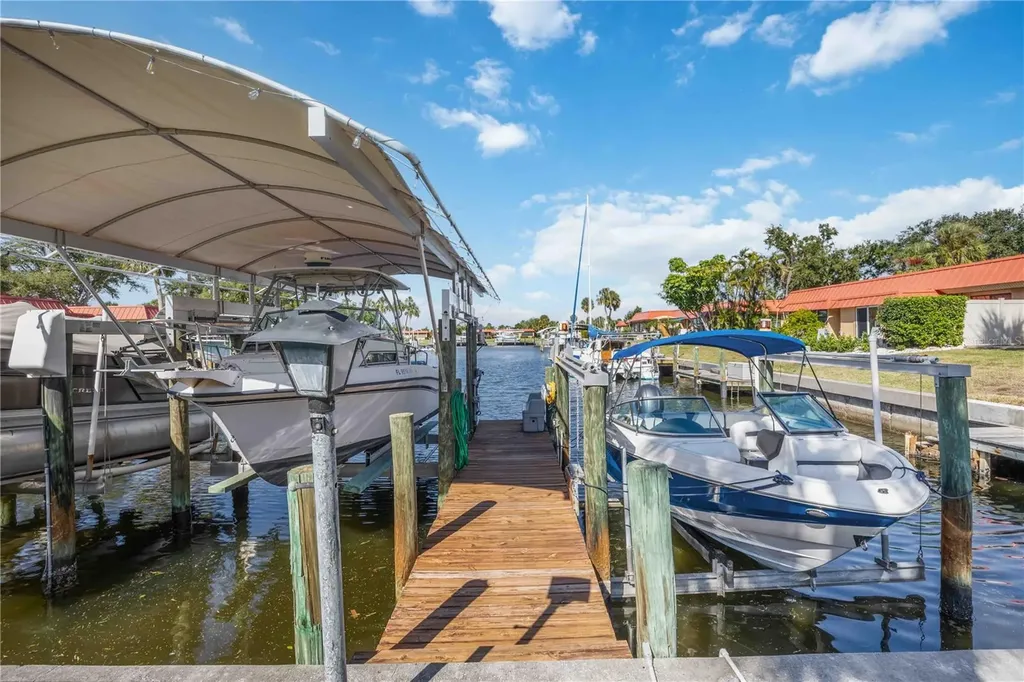 9608 Valencia Cove Bradenton FL 34210