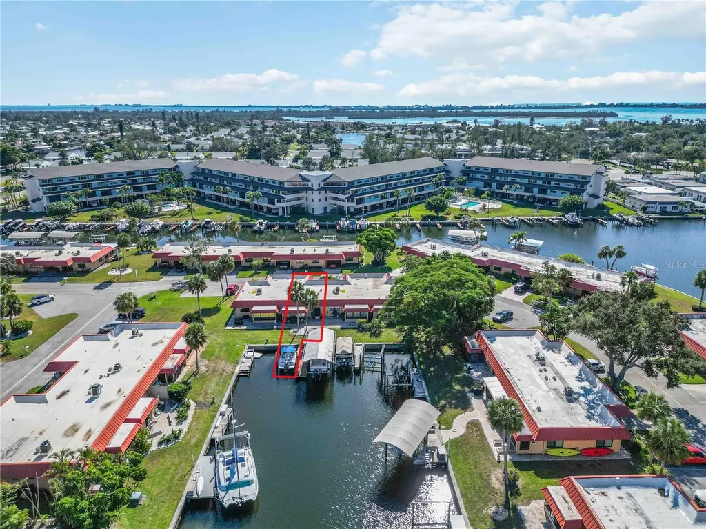 9608 Valencia Cove Bradenton FL 34210
