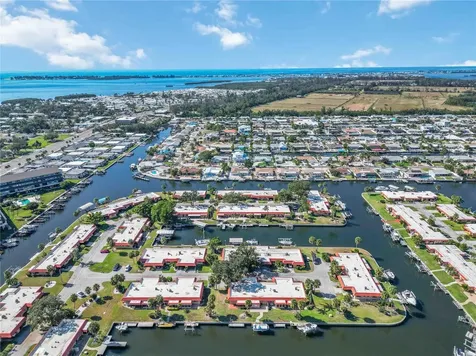 9608 Valencia Cove Bradenton FL 34210