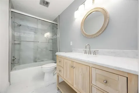 9608 Valencia Cove Bradenton FL 34210
