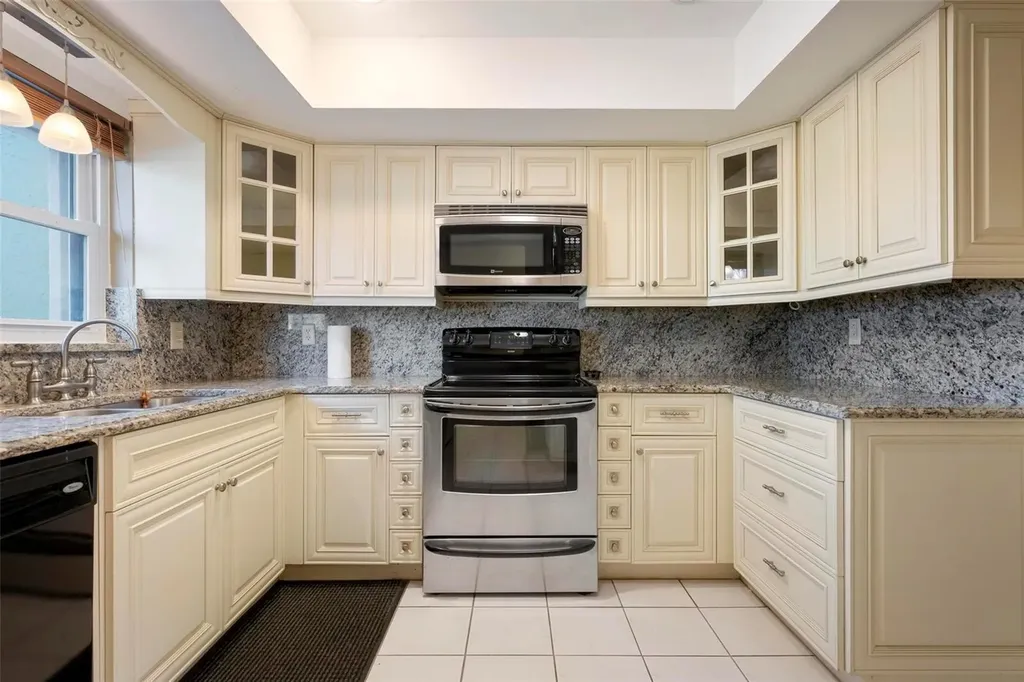 1222 56th Street W Bradenton FL 34209