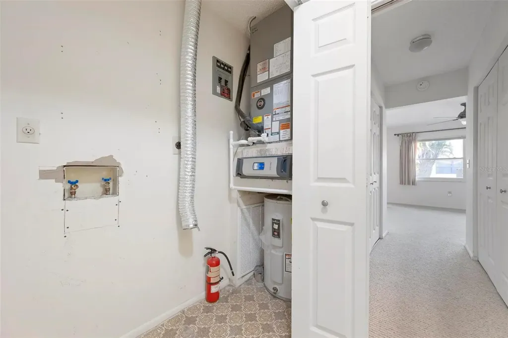 1222 56th Street W Bradenton FL 34209
