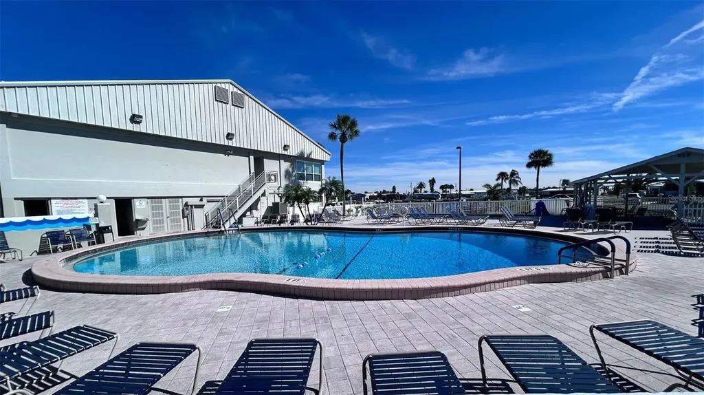 518 Imperial Drive North Port FL 34287