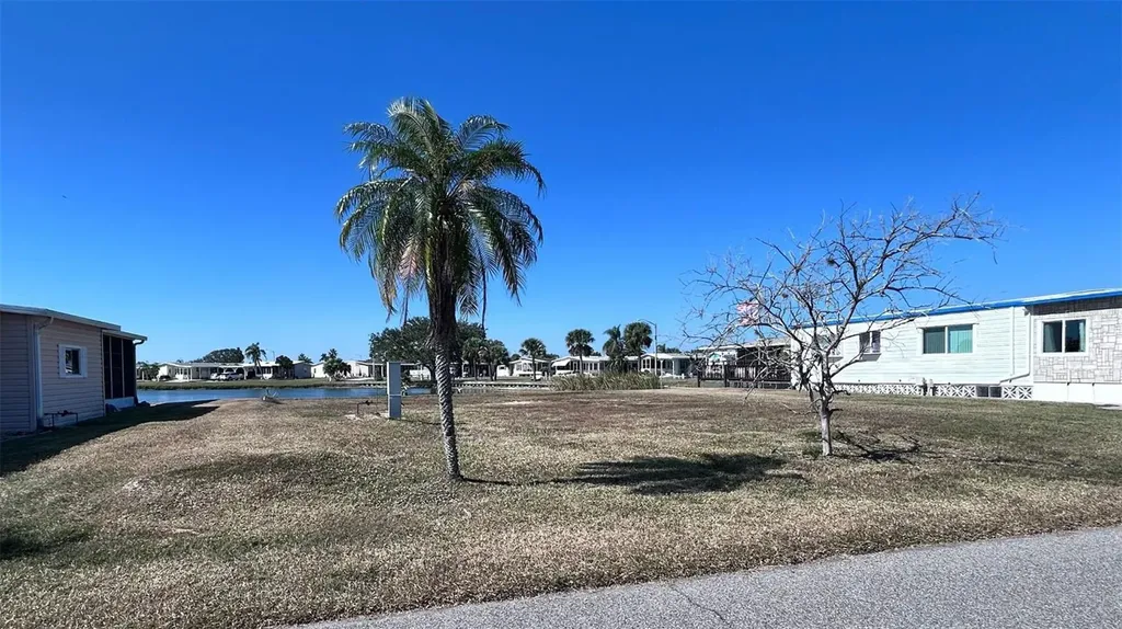 518 Imperial Drive North Port FL 34287