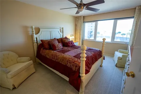 500 The Esplanade N Venice FL 34285