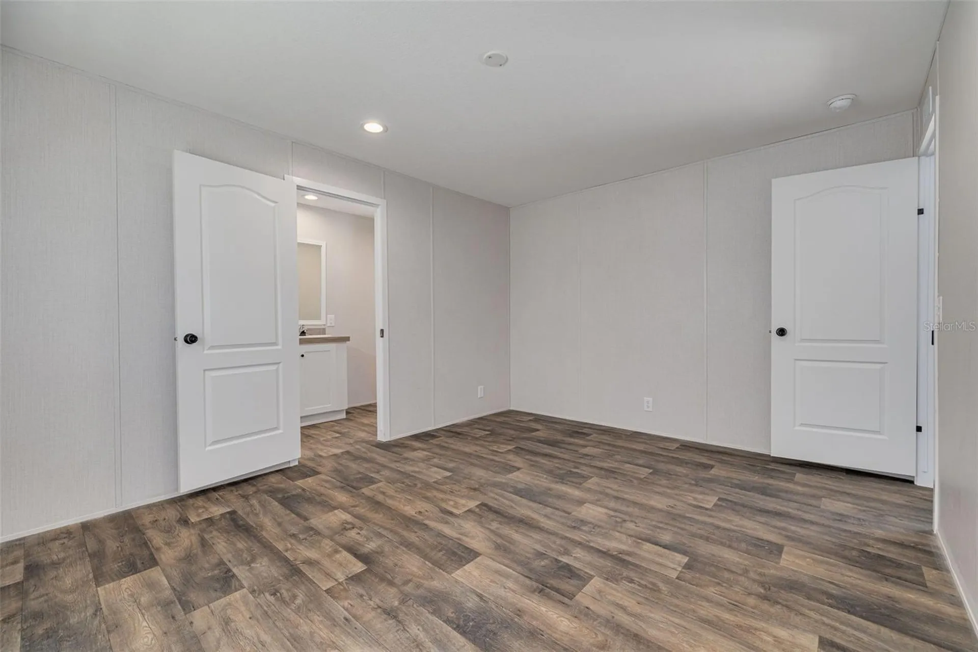 10617 Denton Avenue Hudson FL 34667