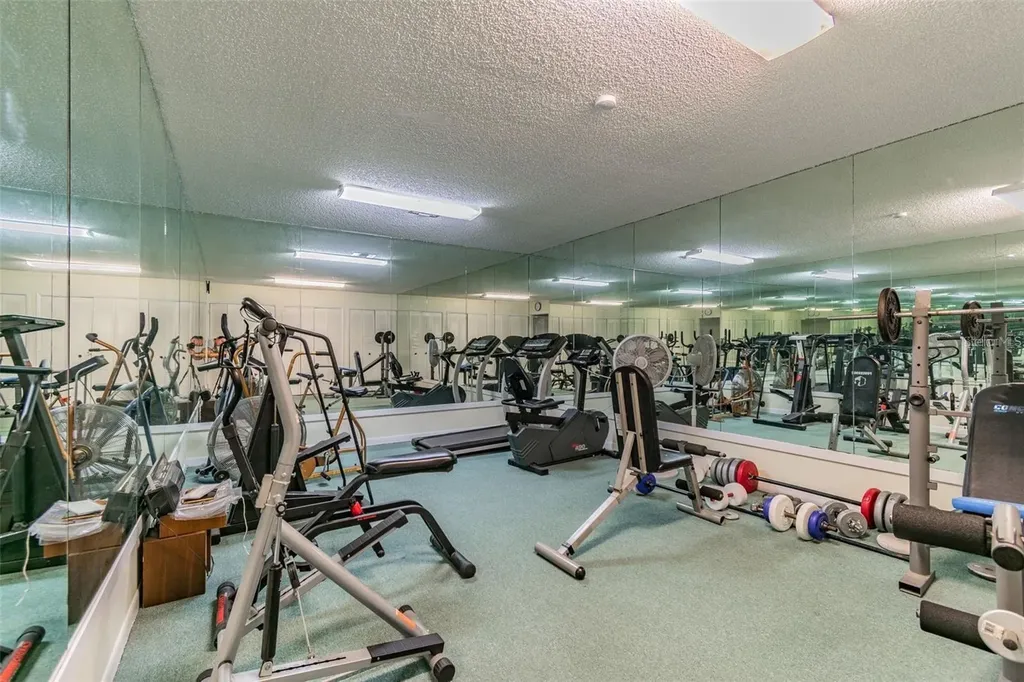 621 Windrush Bay Drive Tarpon Springs FL 34689