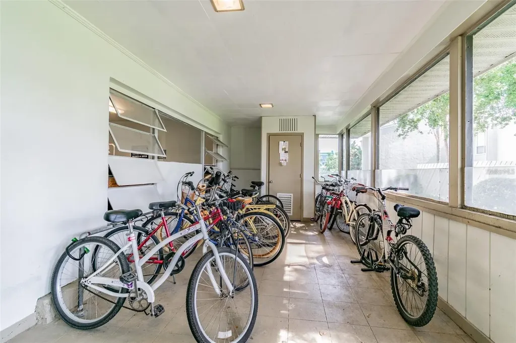 621 Windrush Bay Drive Tarpon Springs FL 34689