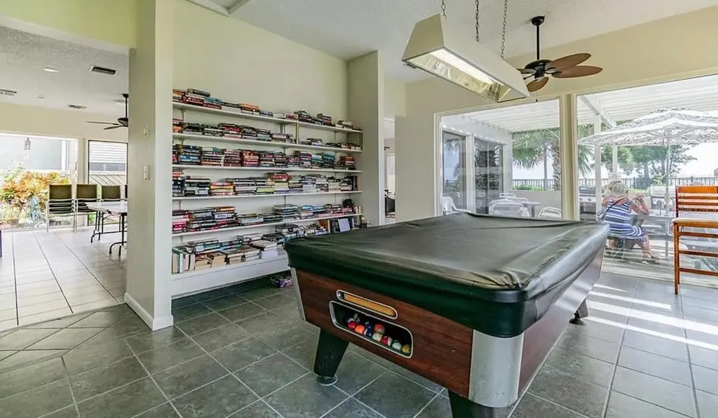 621 Windrush Bay Drive Tarpon Springs FL 34689
