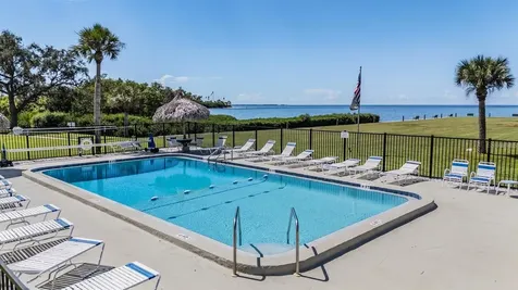 621 Windrush Bay Drive Tarpon Springs FL 34689