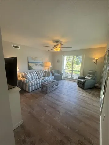 621 Windrush Bay Drive Tarpon Springs FL 34689