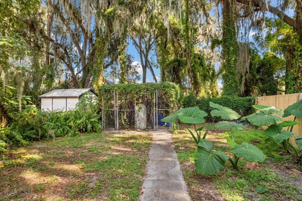 620 N Tubb Street Oakland FL 34760
