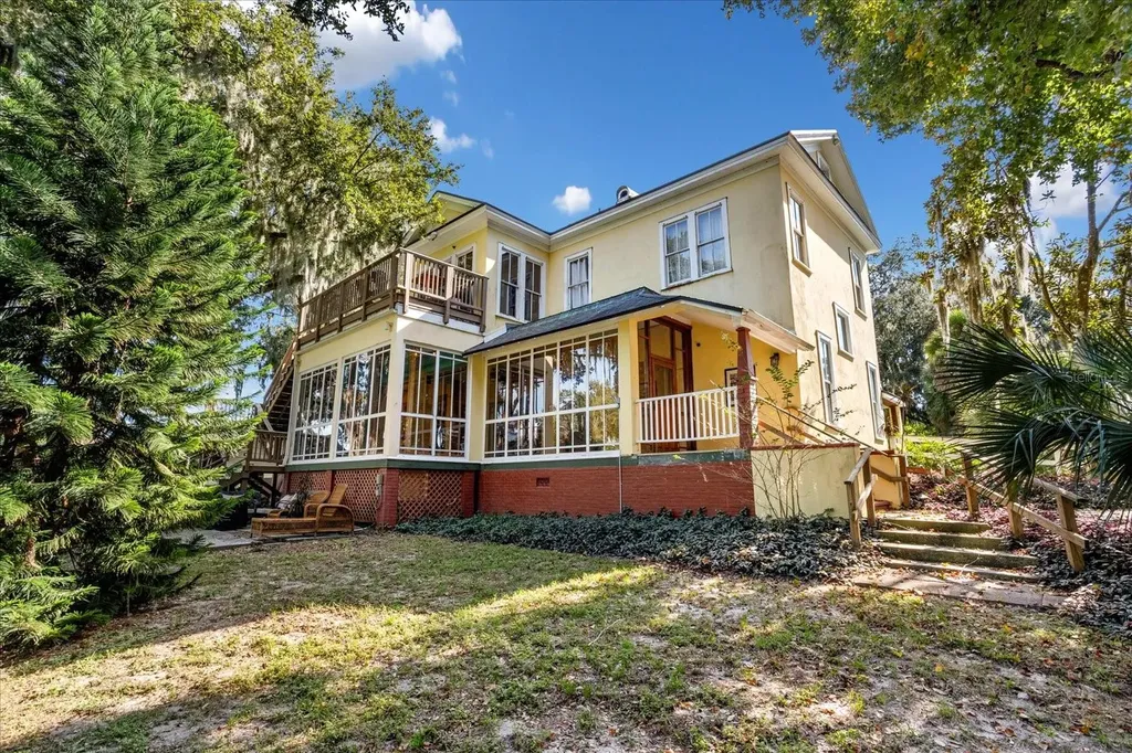 620 N Tubb Street Oakland FL 34760