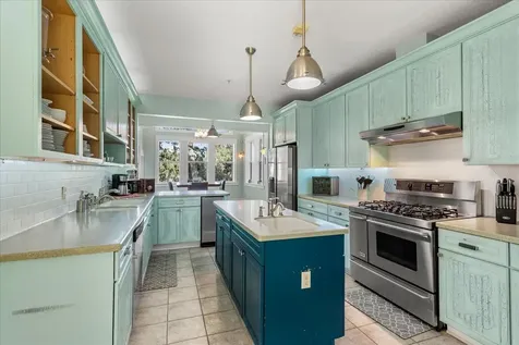 620 N Tubb Street Oakland FL 34760