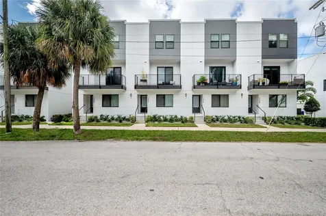 1306 W Carmen Street Tampa FL 33606