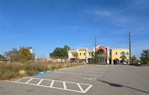 811 Retreat Boulevard Davenport FL 33897