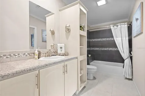 2715 9th Avenue N St Petersburg FL 33713