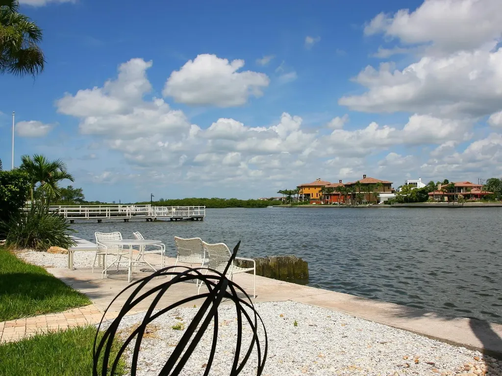 1214 Moonmist Circle Sarasota FL 34242
