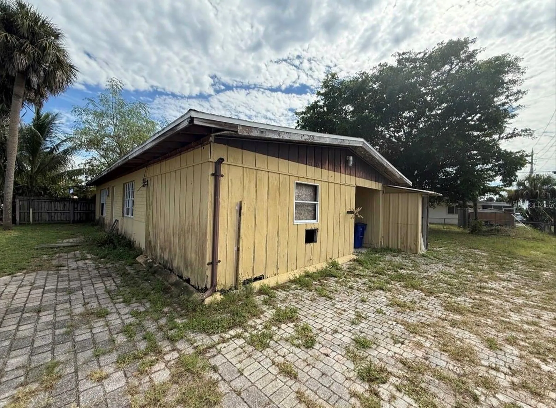 11526 Dean Street Bonita Springs FL 34135