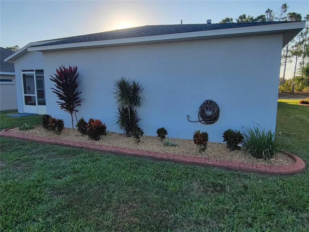 27343 Roanoke Drive Leesburg FL 34748