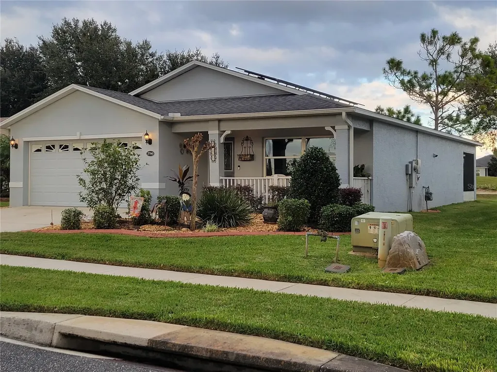 27343 Roanoke Drive Leesburg FL 34748