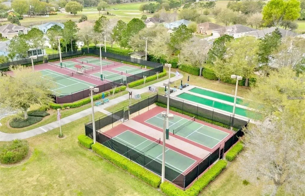 27343 Roanoke Drive Leesburg FL 34748