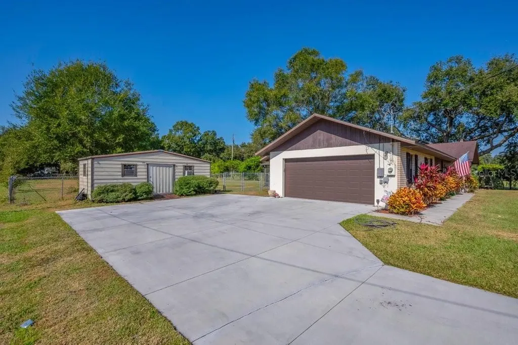 5301 Coronet Road Plant City FL 33566