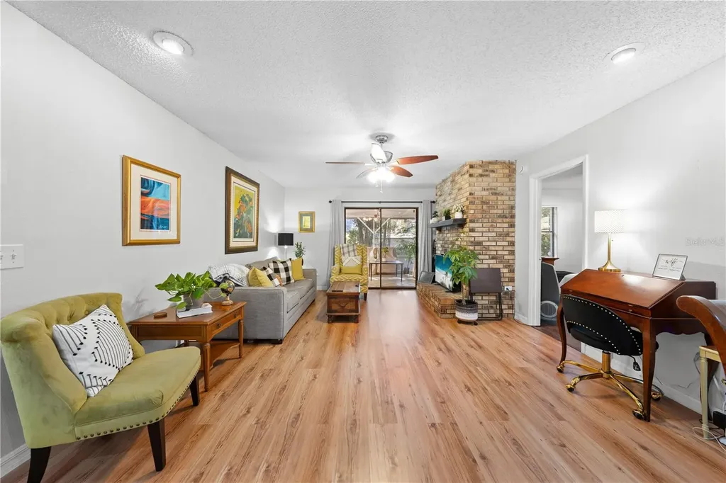 8 Wood Street Oviedo FL 32765