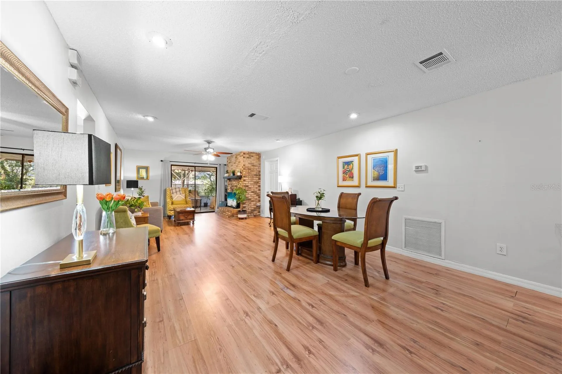 8 Wood Street Oviedo FL 32765