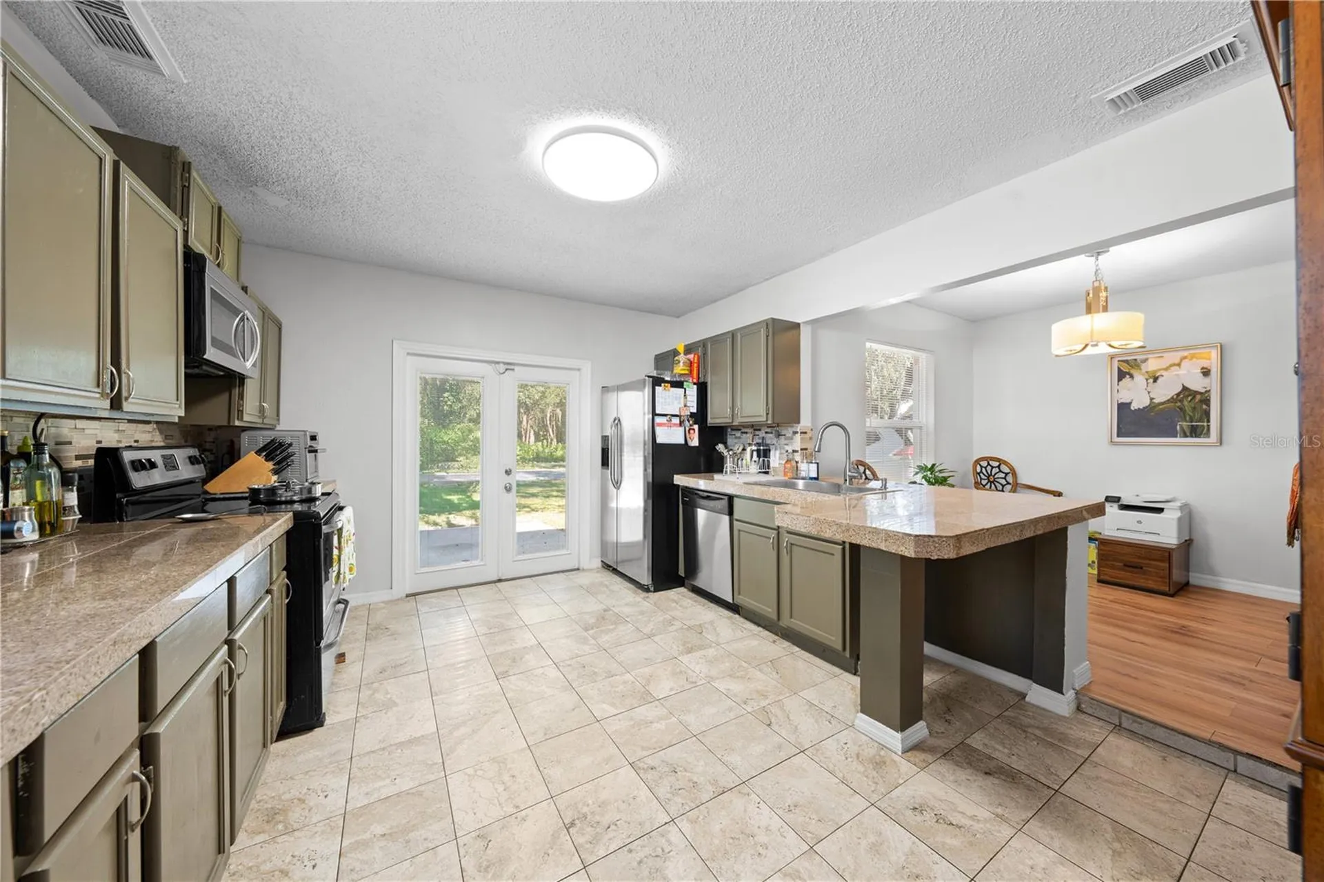 8 Wood Street Oviedo FL 32765